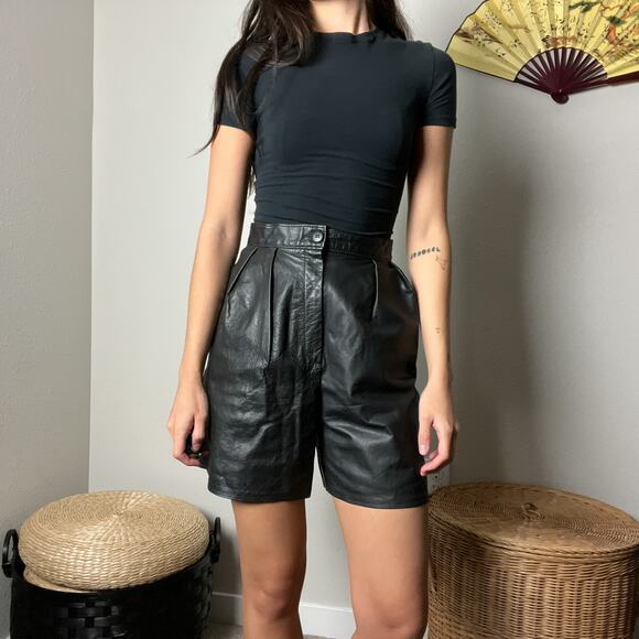 80s Vtg short real leather bomber jacket 1980s Leather Vintage Shorts for Women for sale | eBay